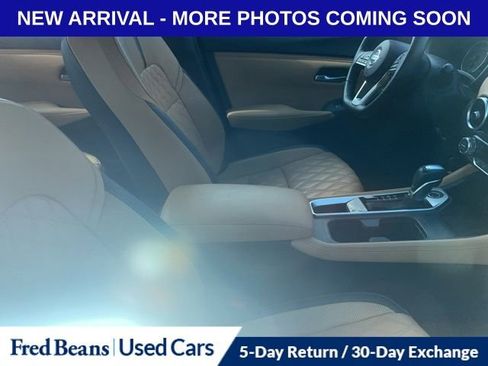 Used 2023 Nissan Sentra SV w/ SV Premium Package image 8