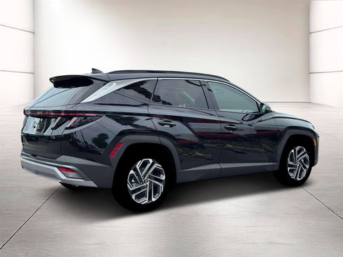 New 2026 Hyundai Tucson Limited image 8