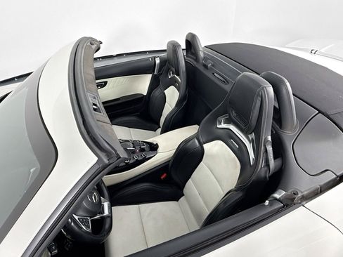 Used 2018 Mercedes-Benz AMG GT Roadster image 39