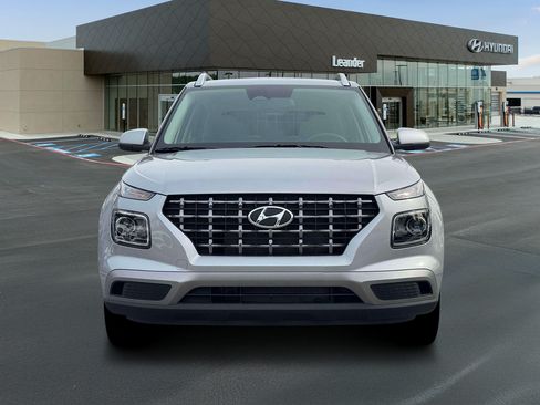 New 2026 Hyundai Venue SEL FWD image 12