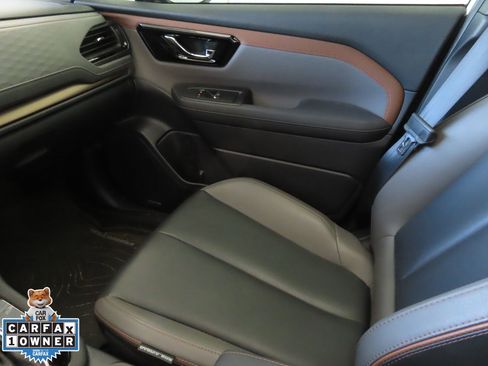 Used 2025 Subaru Forester Sport image 19