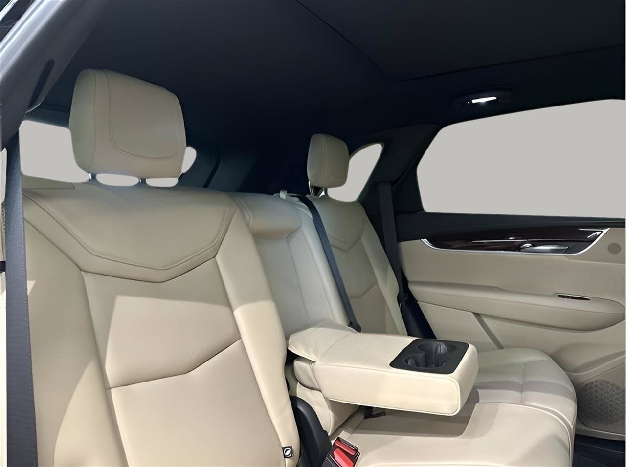 Used 2018 Cadillac XT5 Premium Luxury AWD/4WD image 24