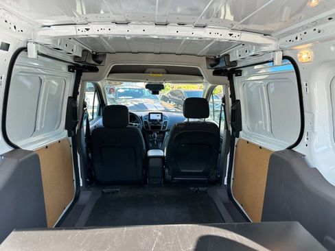 Used 2022 Ford Transit Connect XLT FWD image 30