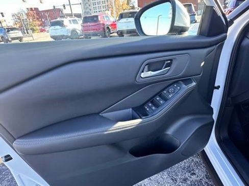 New 2026 Nissan Rogue SV image 21