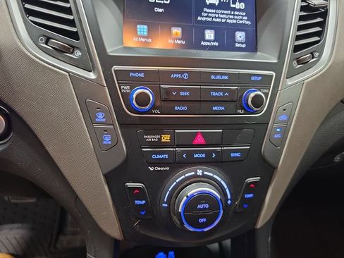 Used 2018 Hyundai Santa Fe Sport w/ 2.4L Value Package 02 FWD image 10