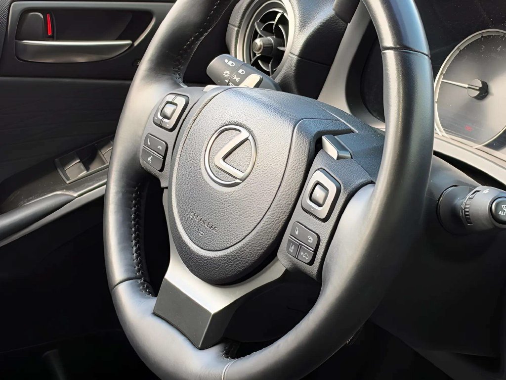 Used 2024 Lexus IS 300 w/ Premium Package RWD image 16