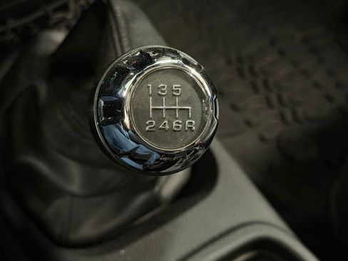 Used 2014 Jeep Wrangler Freedom Edition image 15