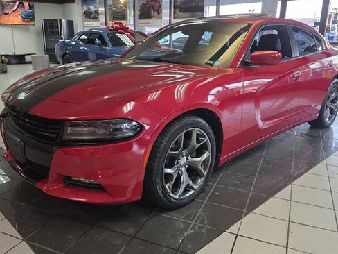 Used 2015 Dodge Charger SXT w/ Plus Group image 1