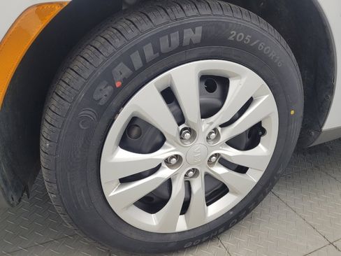 Used 2020 Kia Soul LX FWD image 31