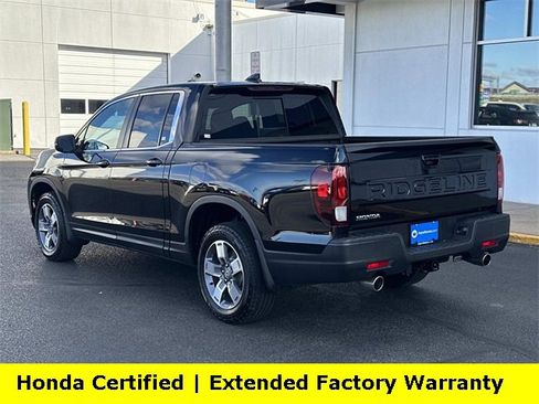 Certified 2024 Honda Ridgeline RTL image 3