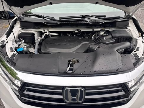 Used 2024 Honda Odyssey Touring image 34