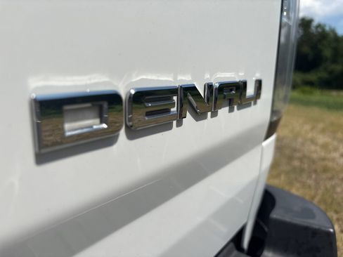 Used 2019 GMC Canyon Denali RWD image 48