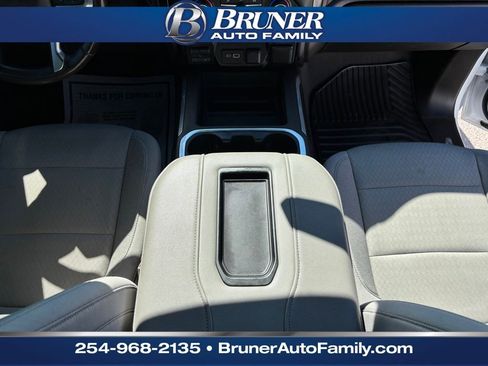 Used 2020 Chevrolet Silverado 1500 RST w/ Texas Edition image 21