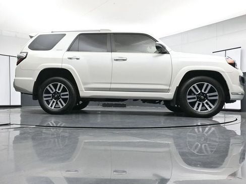 Used 2022 Toyota 4Runner Limited AWD/4WD image 35