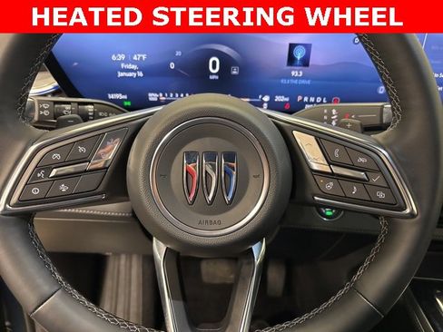 Used 2025 Buick Enclave Preferred image 28