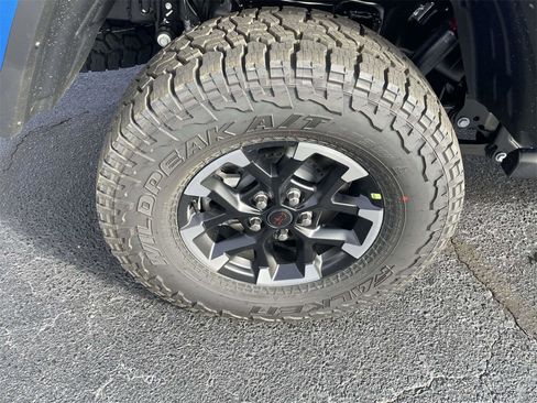 New 2026 Jeep Gladiator Rubicon image 70