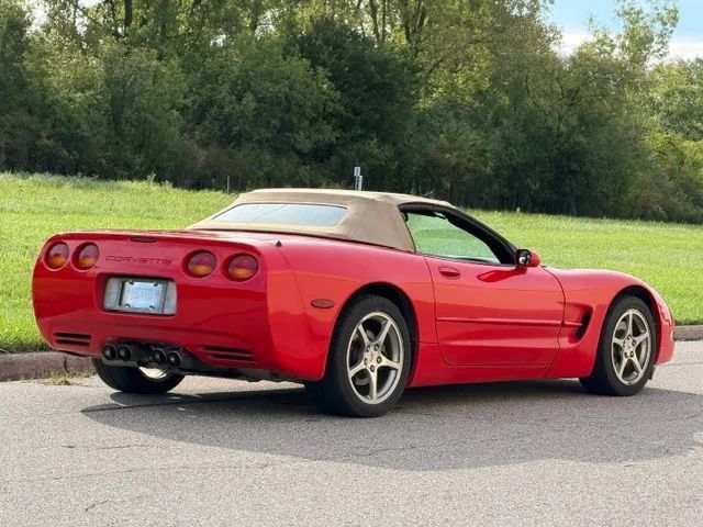Used 2002 Chevrolet Corvette Convertible w/ Preferred Equipment Group2 RWD image 11