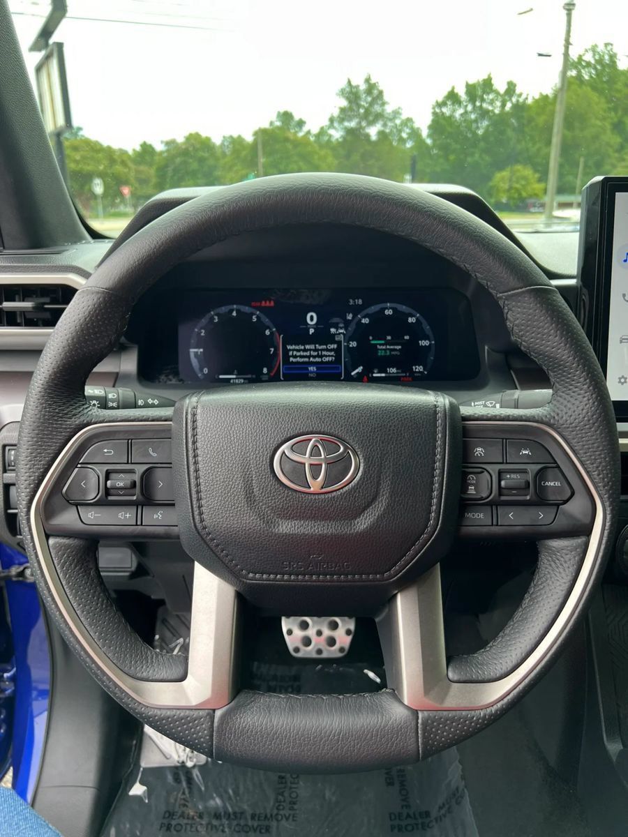 Used 2024 Toyota Tacoma TRD Sport AWD/4WD image 13