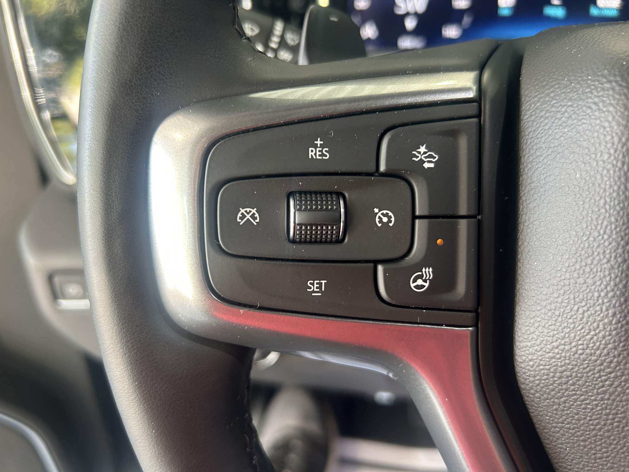 Used 2025 Chevrolet Silverado 1500 LT Trail Boss w/ Convenience Package II AWD/4WD image 32