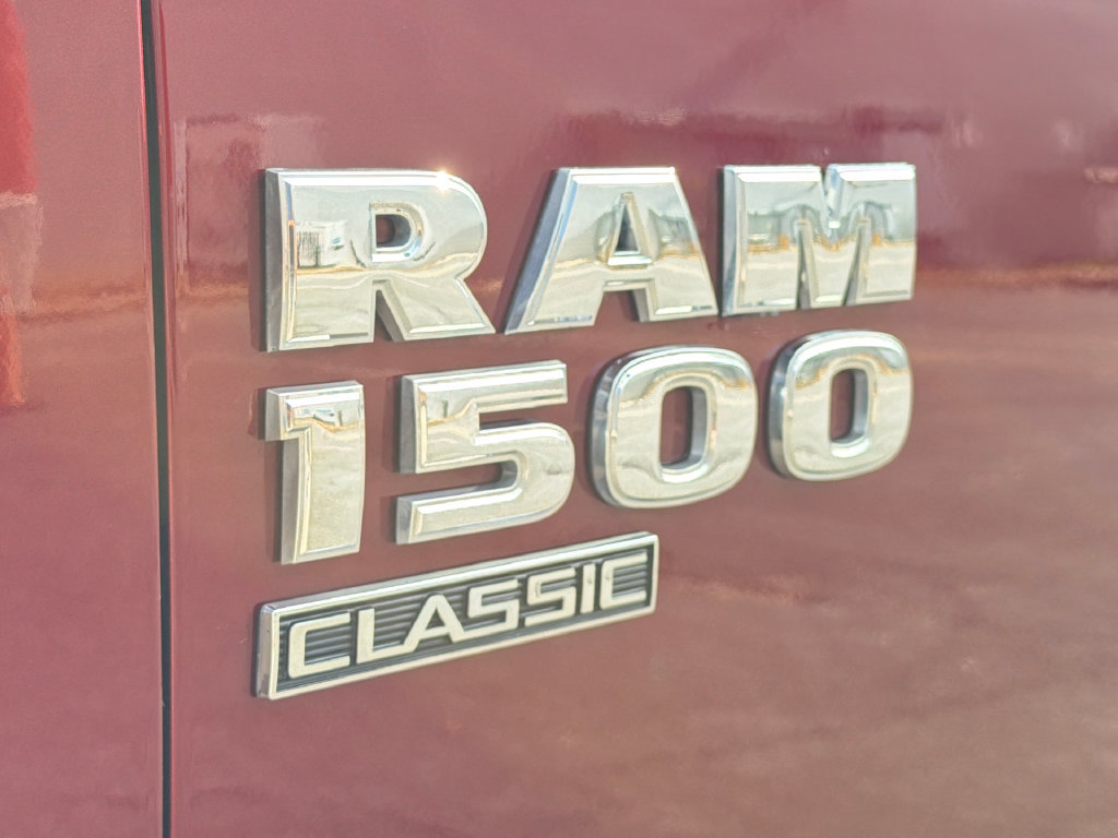 Used 2024 RAM 1500 Classic SLT AWD/4WD image 12