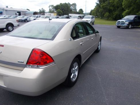 Used 2008 Chevrolet Impala LT image 14