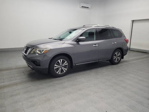 Used 2017 Nissan Pathfinder SL w/ SL Premium Package image 2