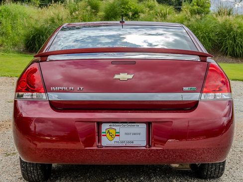 Used 2010 Chevrolet Impala LT w/ Convenience Package FWD image 4