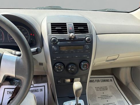 Used 2010 Toyota Corolla LE image 15