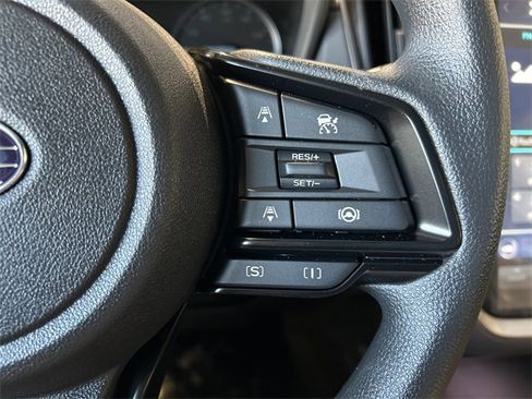 Used 2025 Subaru Crosstrek 2.0i Premium image 14