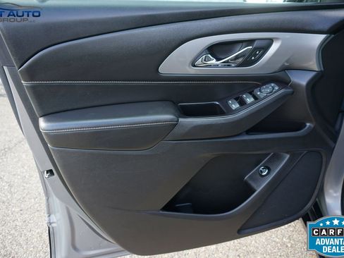 Used 2018 Chevrolet Traverse LT w/ LPO, Floor Liner Package AWD/4WD image 29