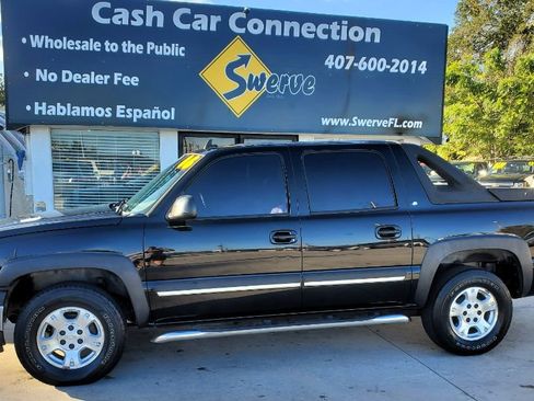 Used 2006 Chevrolet Avalanche Z71 w/ Sun And Sound Package image 10
