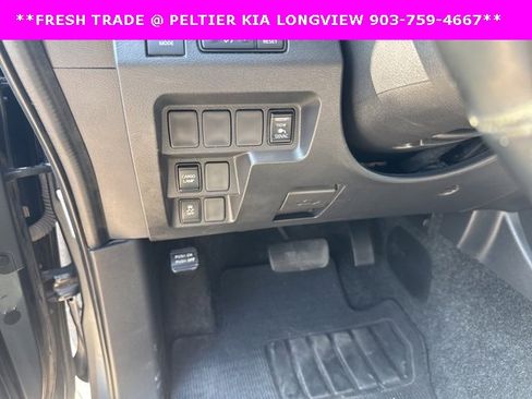 Used 2022 Nissan Frontier SV image 17