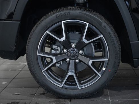 New 2026 Jeep Cherokee Overland image 19