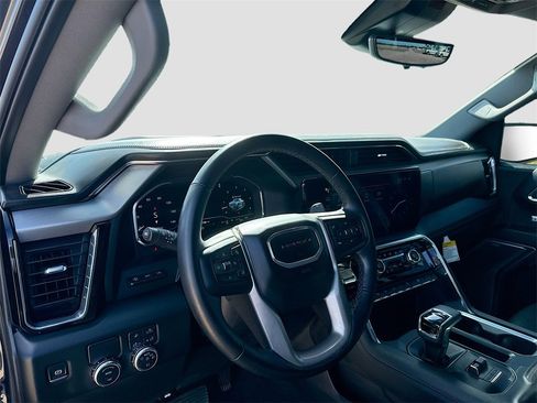 Used 2024 GMC Sierra 1500 Denali w/ Denali Reserve Package image 12