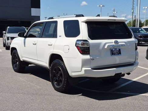 Used 2022 Toyota 4Runner SR5 RWD image 5