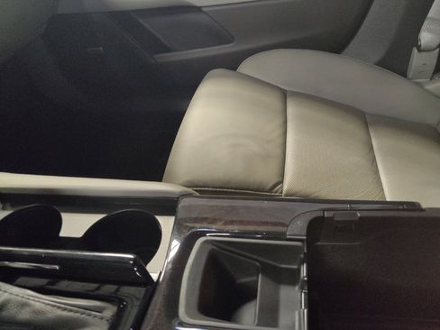 Used 2016 Cadillac XTS Luxury FWD image 26