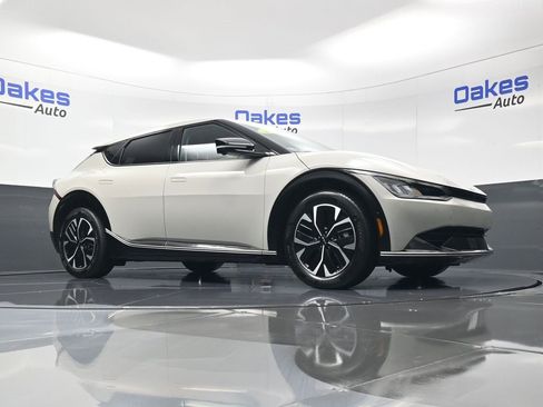 Certified 2022 Kia EV6 Wind w/ Wind Technology Package image 39