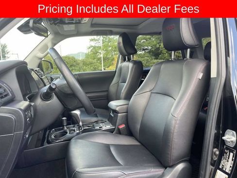 Used 2023 Toyota 4Runner TRD Off-Road Premium w/ Off Road Premium Plus Package AWD/4WD image 20