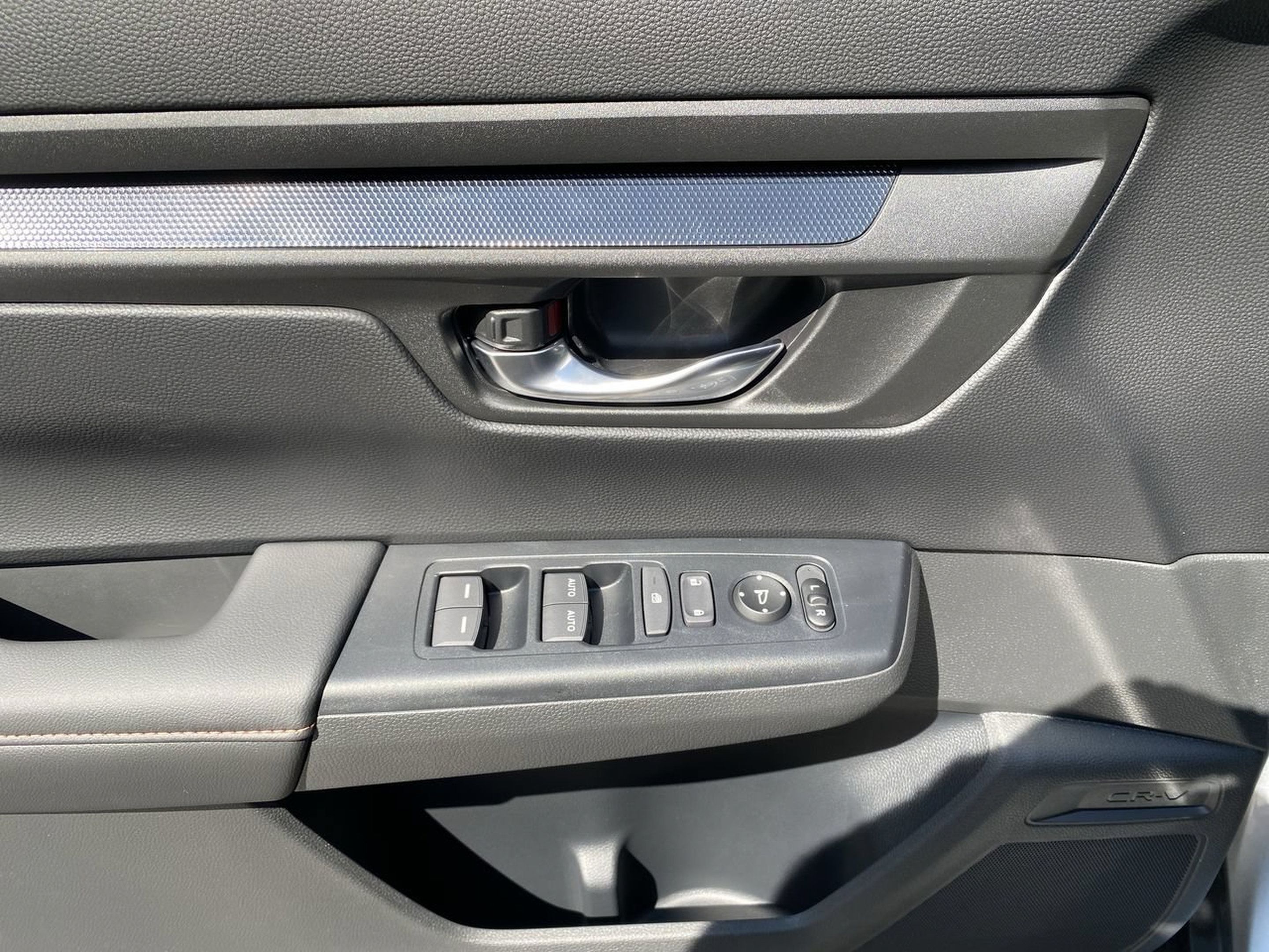 Used 2024 Honda CR-V Sport image 17