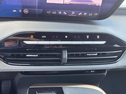 New 2026 Buick Enclave Avenir image 37