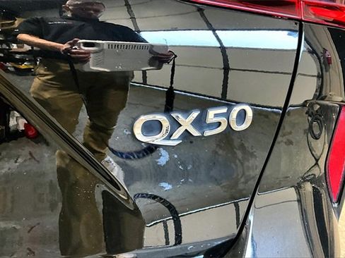 Used 2021 INFINITI QX50 Luxe w/ Cargo Package image 33