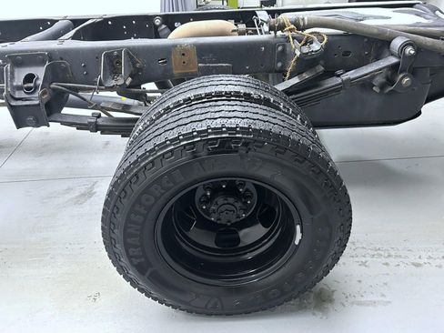 Used 2018 RAM 3500 Tradesman w/ Power & Remote Entry Group image 17