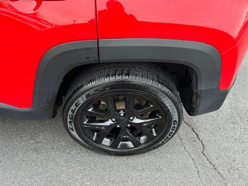 Used 2018 Jeep Renegade Altitude image 30
