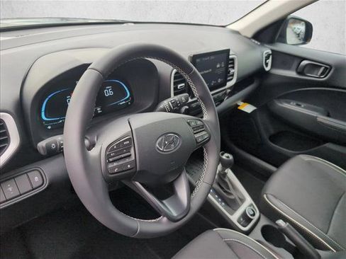 New 2026 Hyundai Venue SEL image 3