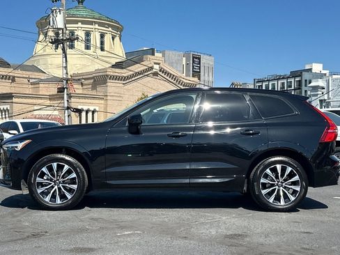Used 2025 Volvo XC60 B5 Plus image 7