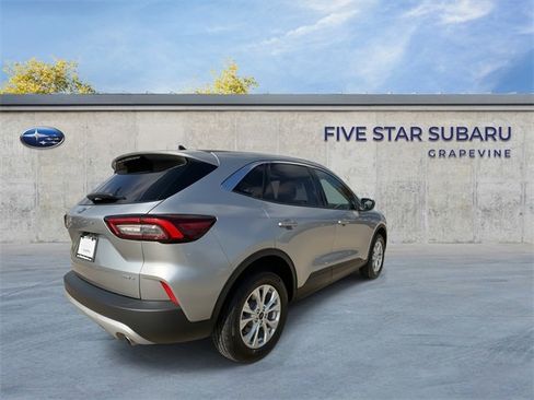 Used 2023 Ford Escape Active image 8