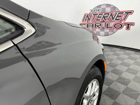 Used 2022 Chrysler Pacifica Touring-L FWD image 30