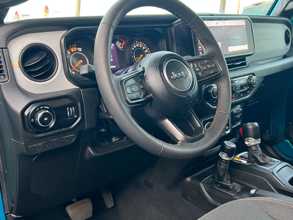 Used 2024 Jeep Wrangler Sport AWD/4WD image 20