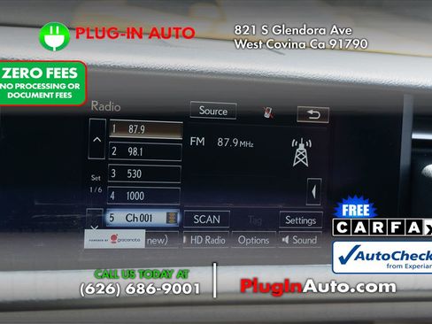 Used 2016 Lexus IS 200t w/ F Sport Package RWD image 31