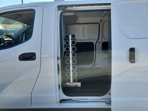 Used 2021 Nissan NV200 S image 12